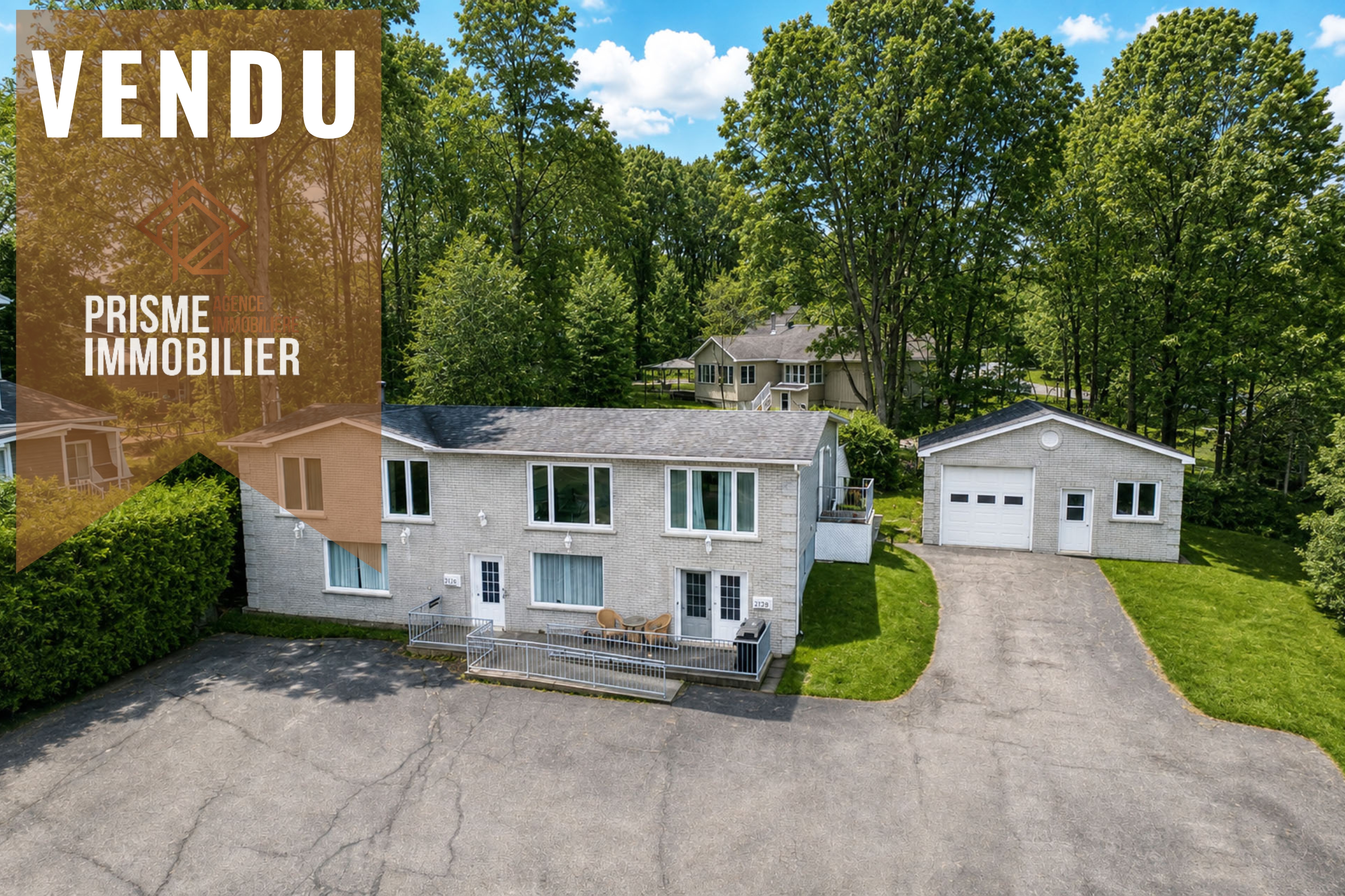 Superbe maison à vendre à Sherbrooke . Cette maison à vendre à Sherbrooke  vous intéresse? Contactez un de nos courtiers immobiliers pour plus d'information sur cette maison à vendre au 2176 Ch. Galvin Sherbrooke (Fleurimont) (Estrie), Québec, J1G3G2